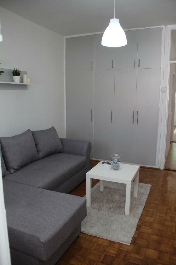 Apartman Kej Pirot Exterior photo